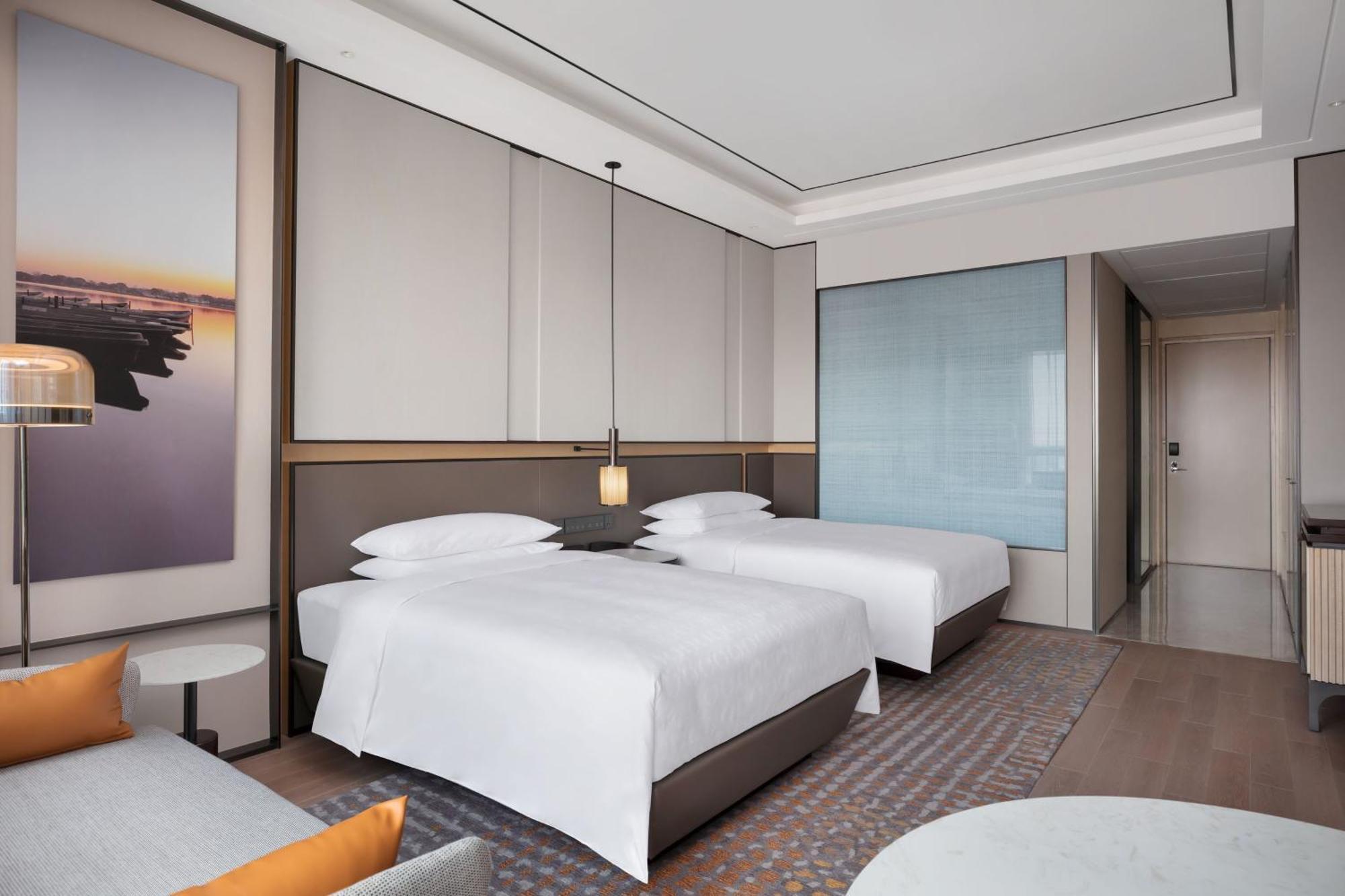 เชอราตัน เซี่ยงไฮ้ เฟิ่งเซียน Hotel ภายนอก รูปภาพ