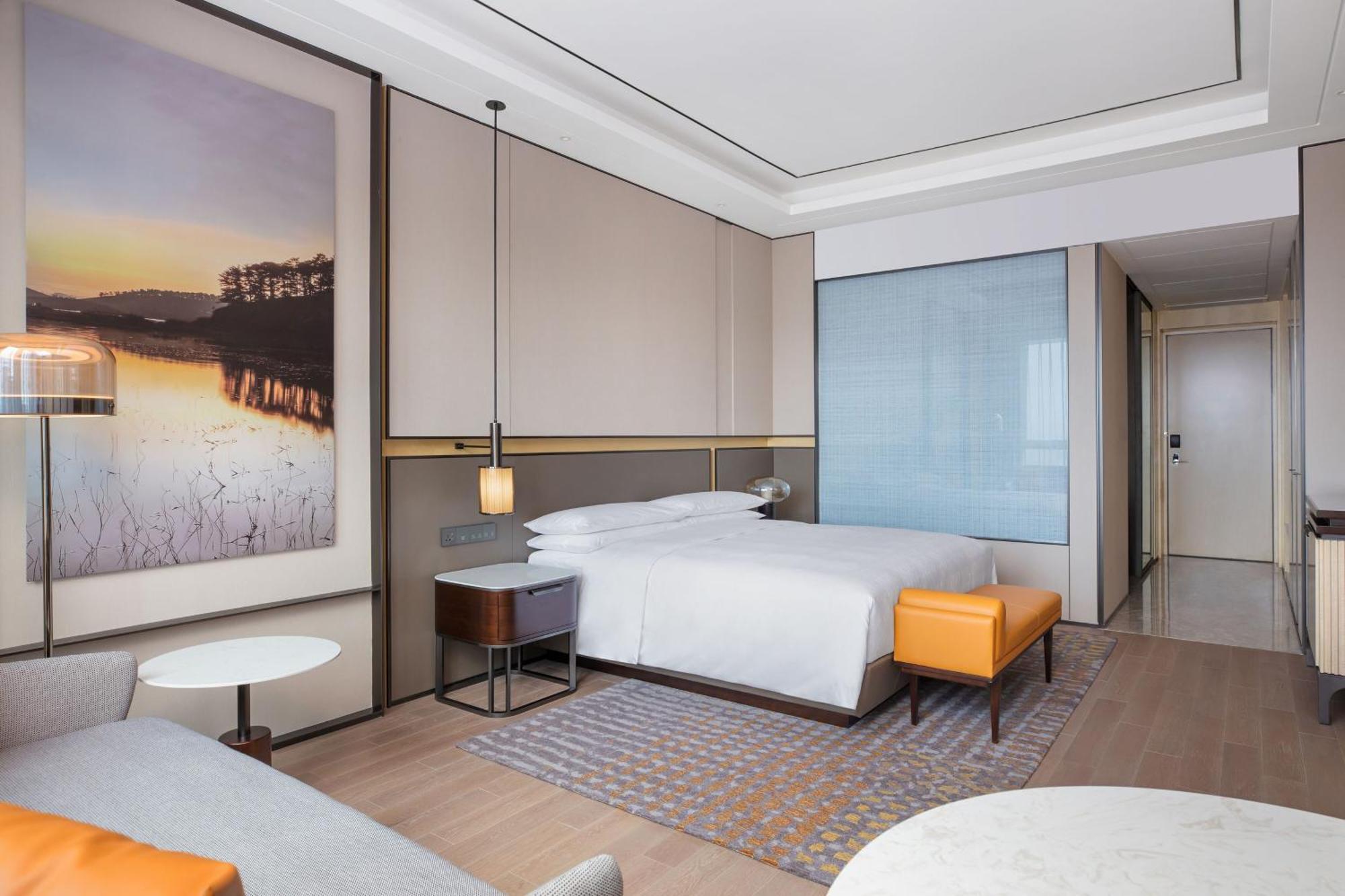 เชอราตัน เซี่ยงไฮ้ เฟิ่งเซียน Hotel ภายนอก รูปภาพ